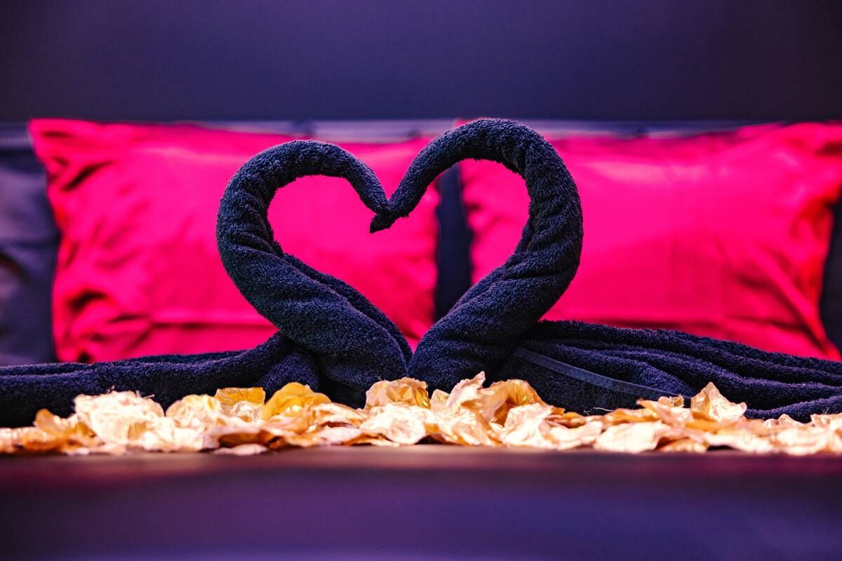 love-room-censure-maison-privee-ain