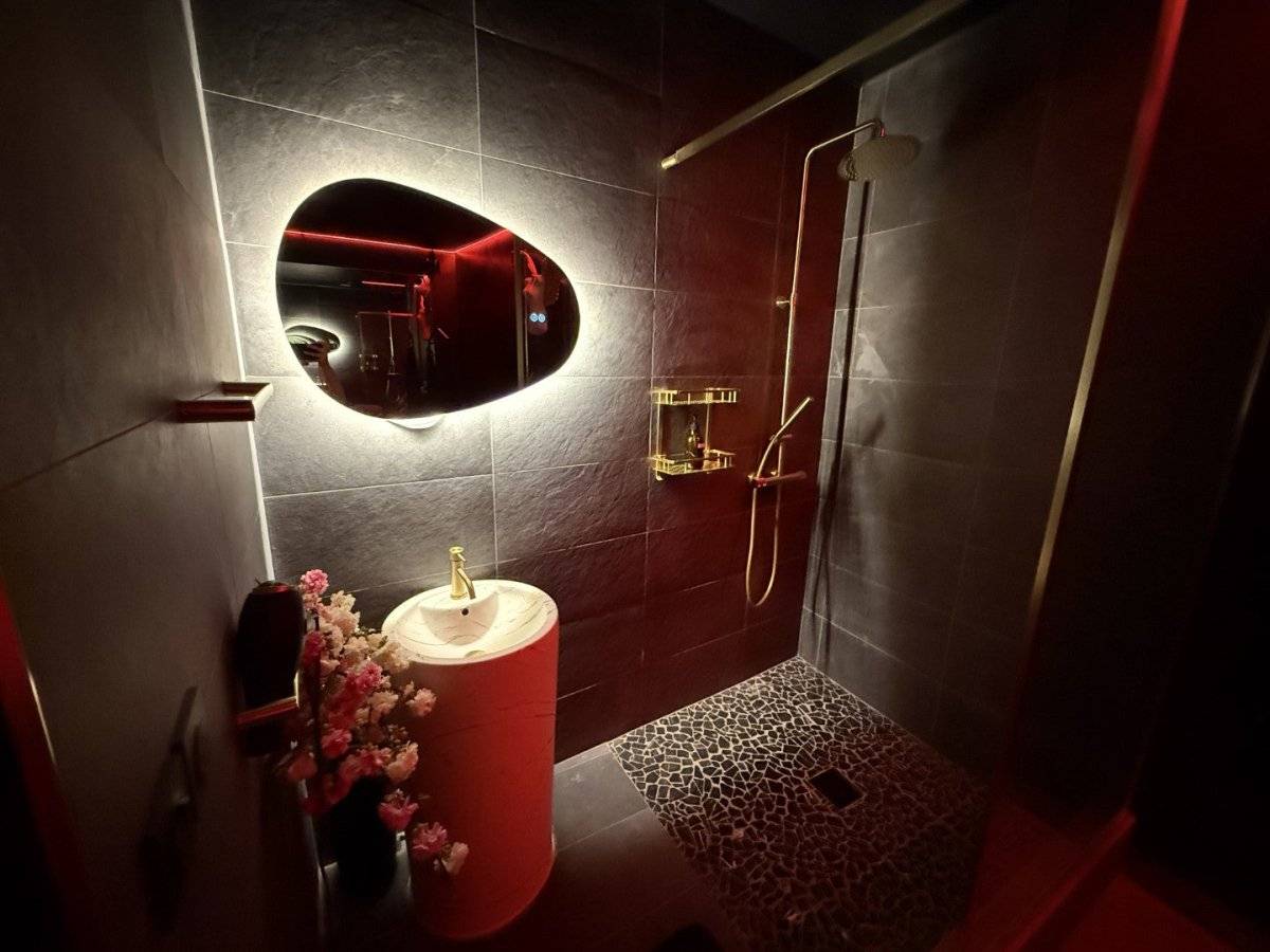 crescendo-love-room-spa-4