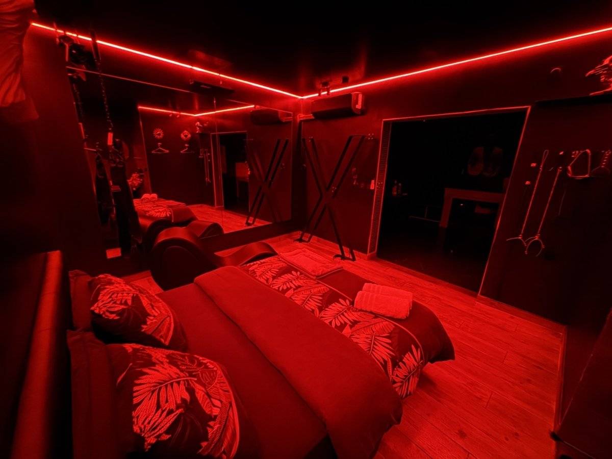 crescendo-love-room-spa-5