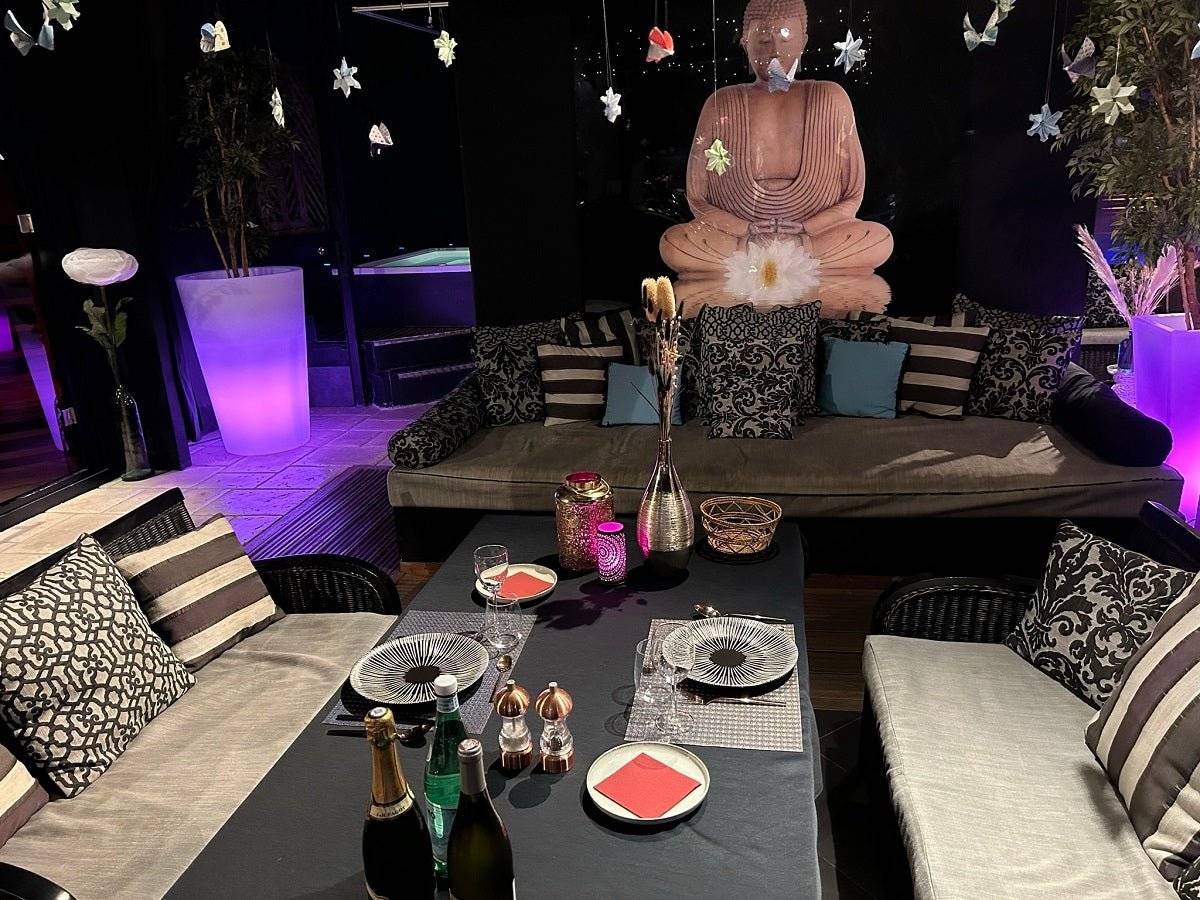 lounge-and-spa-3