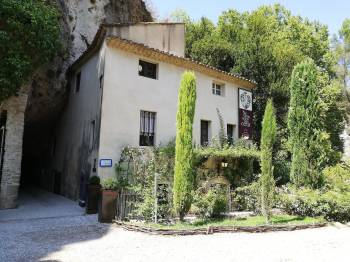 isle-sur-la-sorgue-fontaine-vaucluse