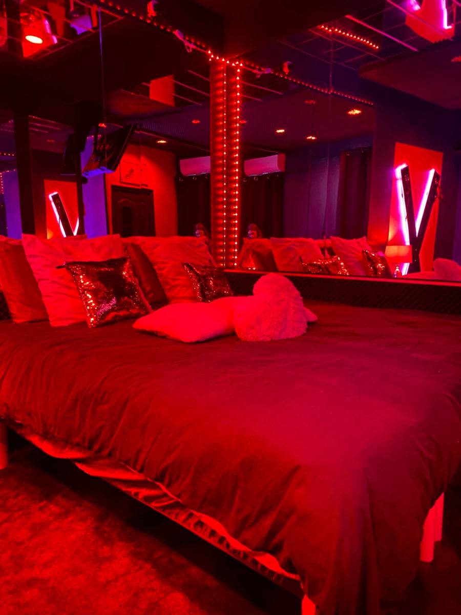 la-lovecoquine-chez-loveroom-toulon-6