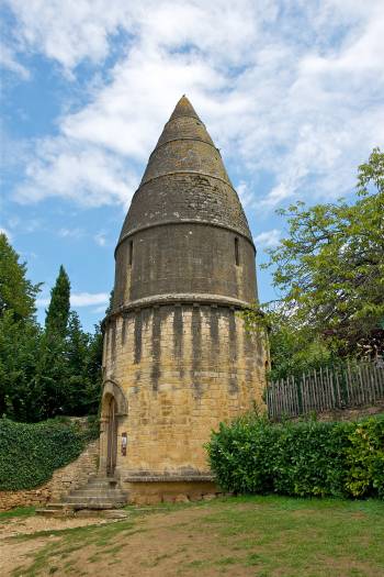 sarlat-lanterne-des-morts