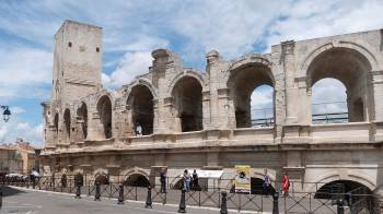 arles-arenes