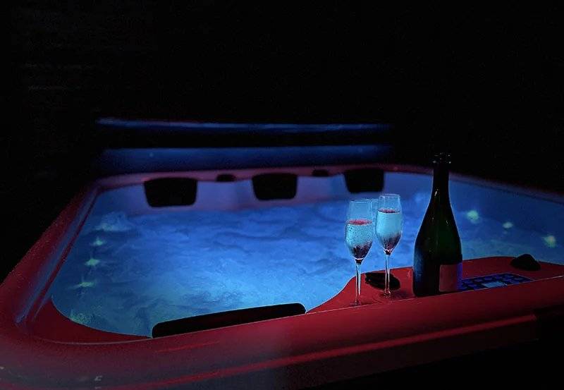 love-room-perpignan-4