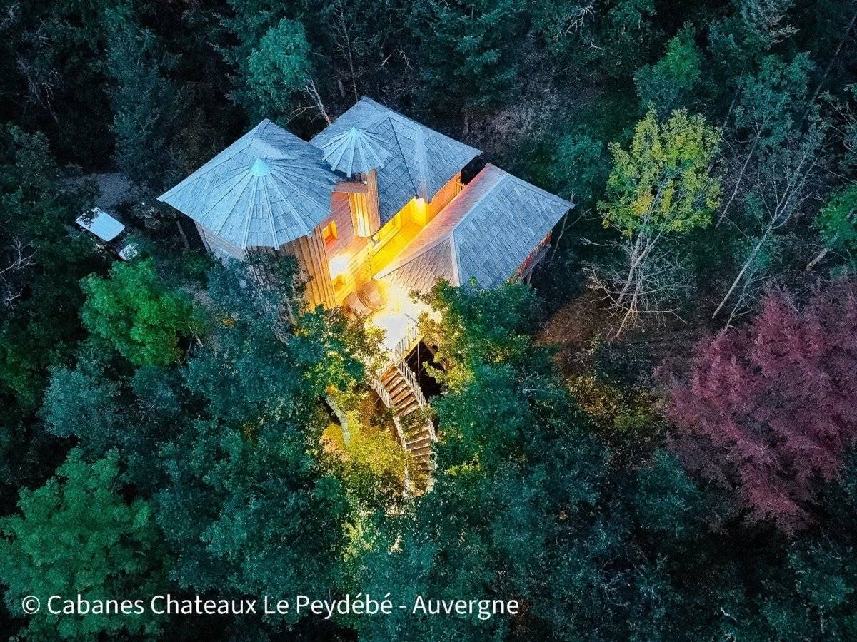 cabane-chateau-spa-privatif-peydebe-2