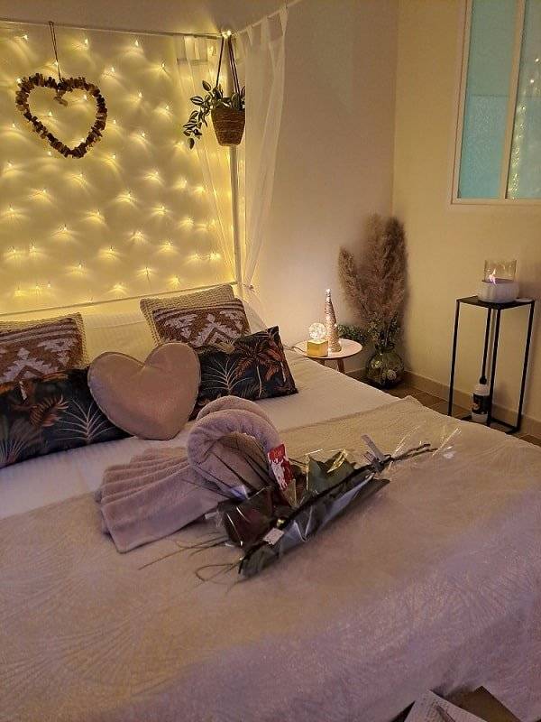lovers-room-tropic-3