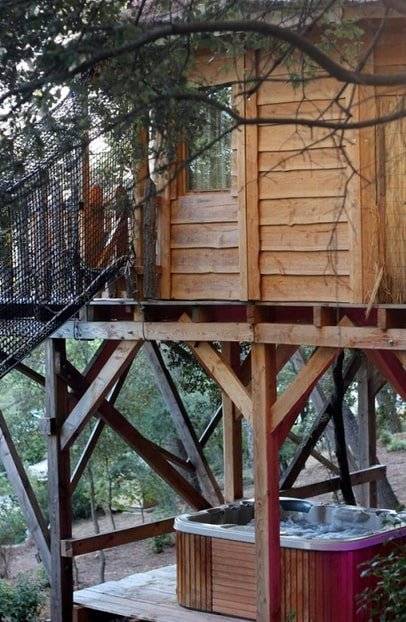 domaine-de-la-tuiliere-cabane-perchee-spa-privatif-5