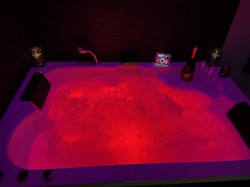 leden-suite-spa-piscine-vallee-chevreuse-4